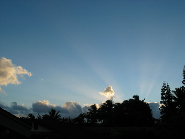 Sunrise over Hanalei, July 29, 2003
